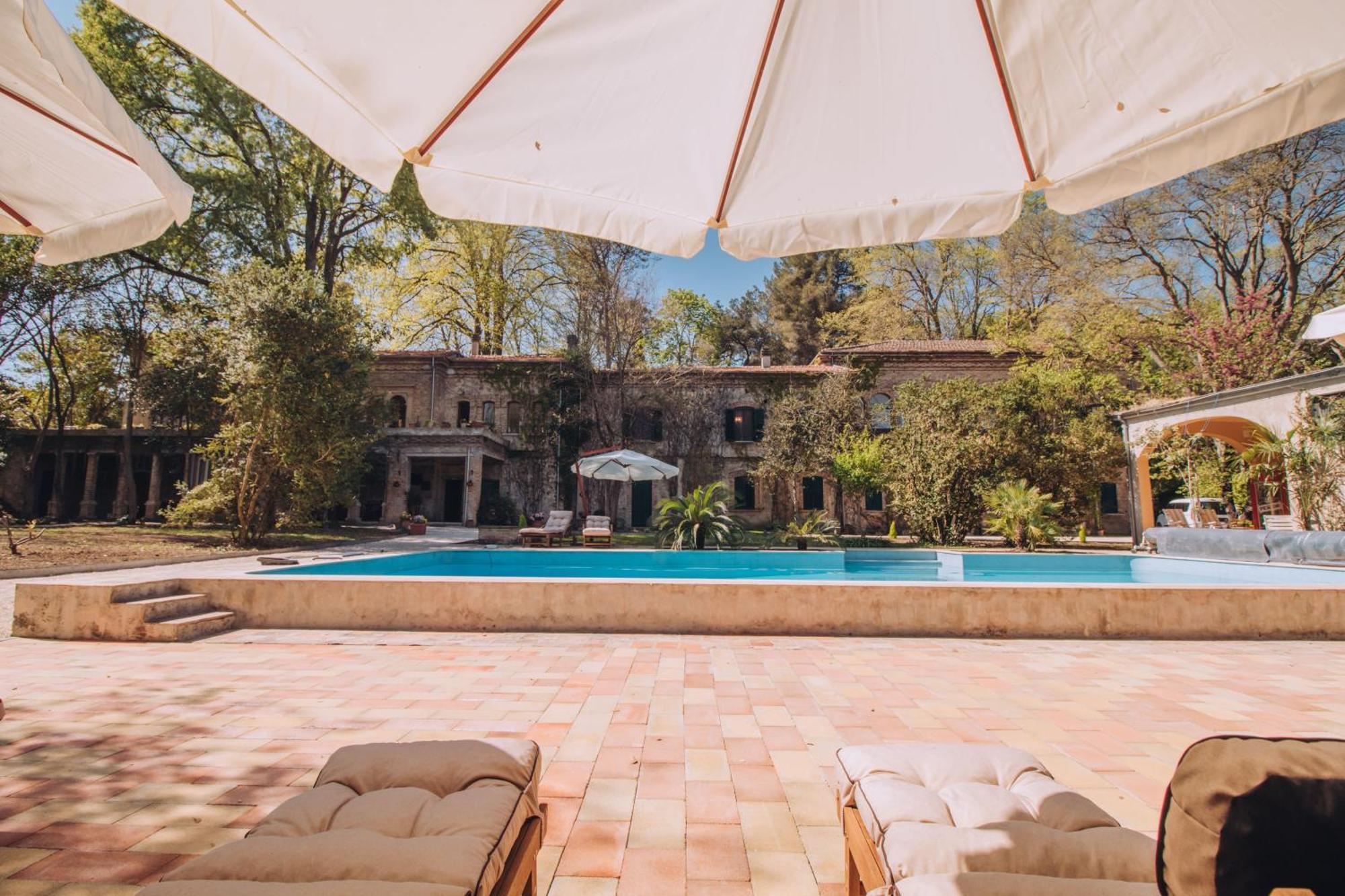 The Baron'S Estate Hotel Torre de' Passeri Екстериор снимка