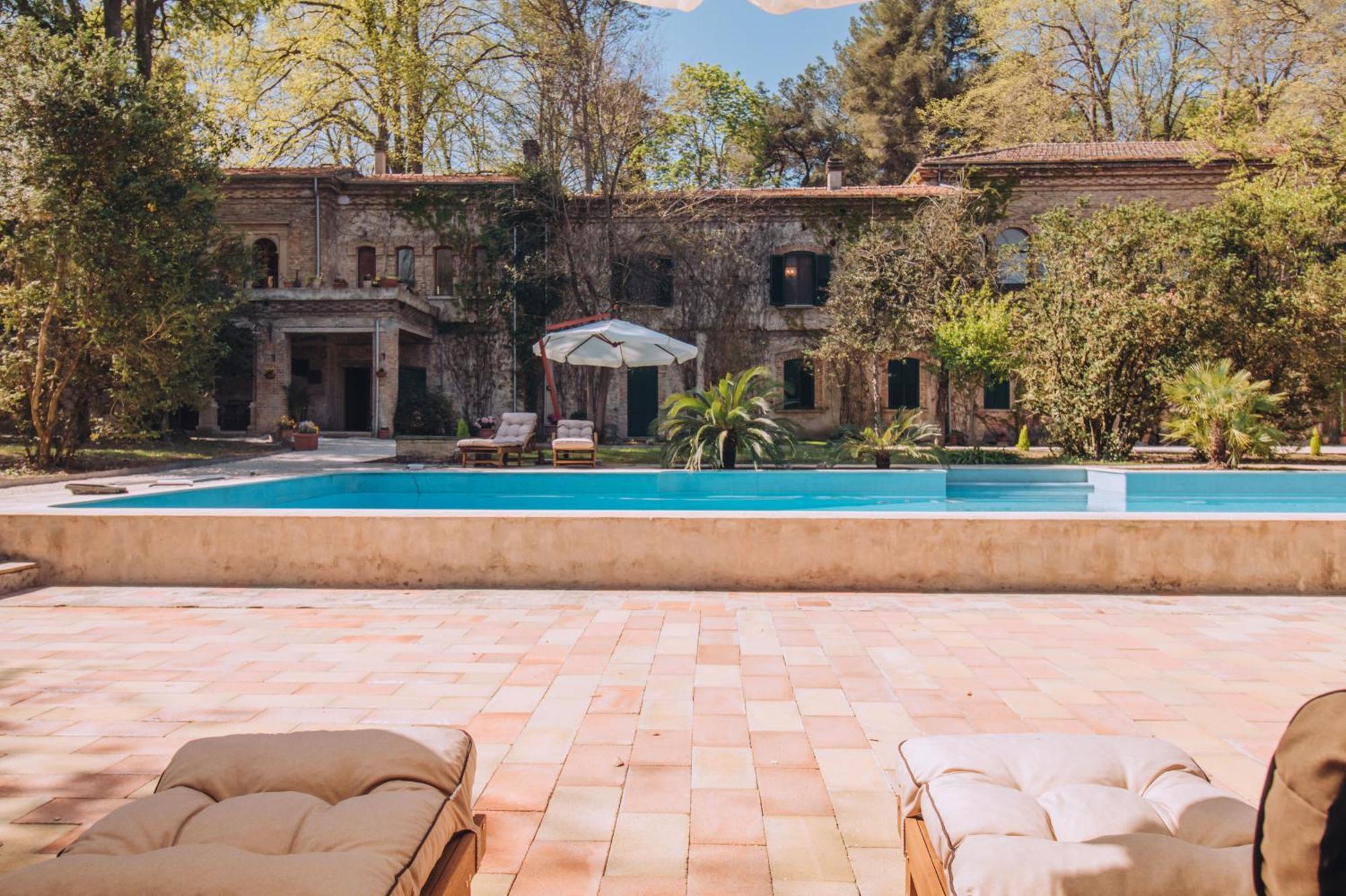 The Baron'S Estate Hotel Torre de' Passeri Екстериор снимка